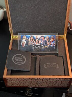 RARE DETRIOT Pistons Team Basketball Pic/Plaque -Slate Coasters 4 Set -Wood case